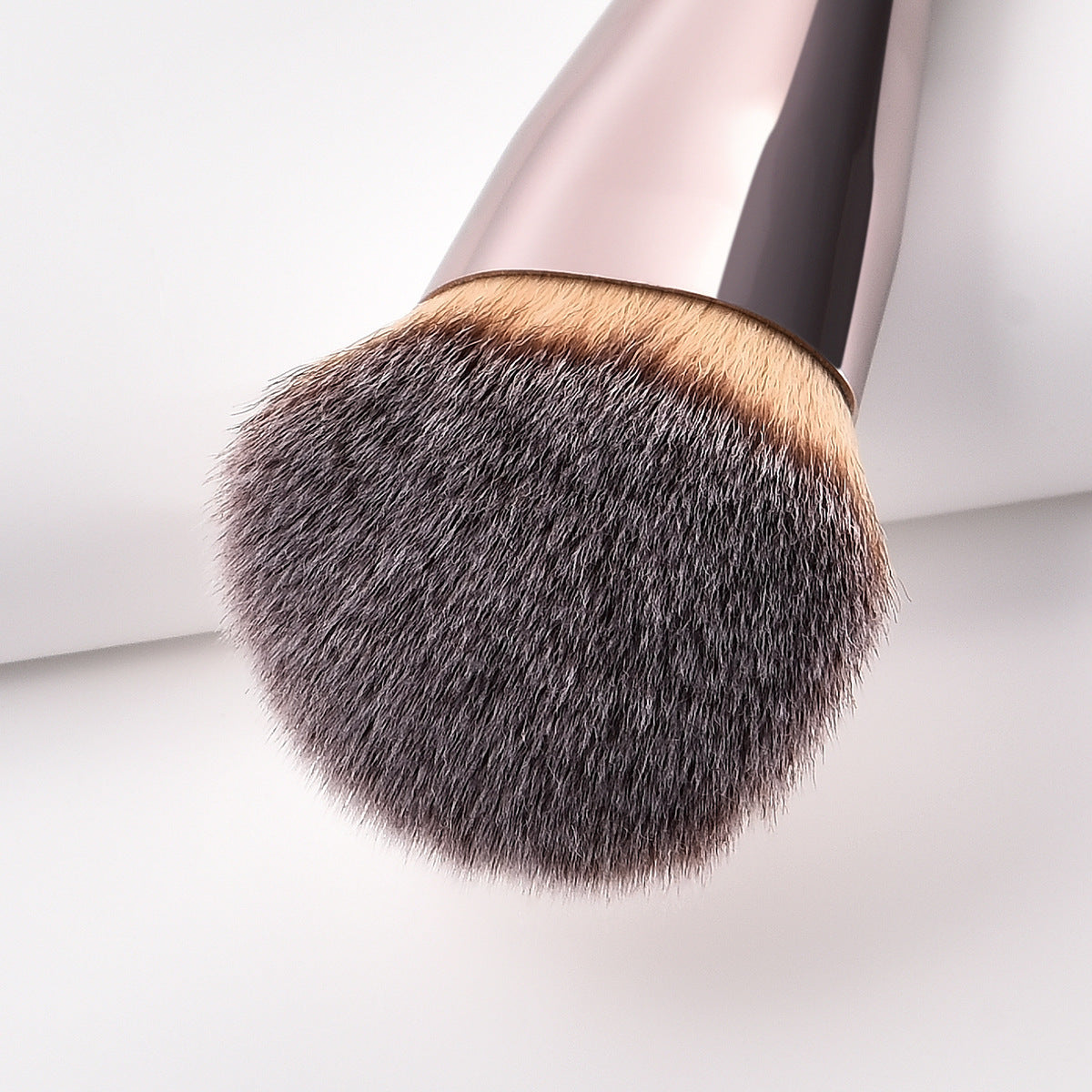 PURAVEA Makeup Brush - PURAVEA